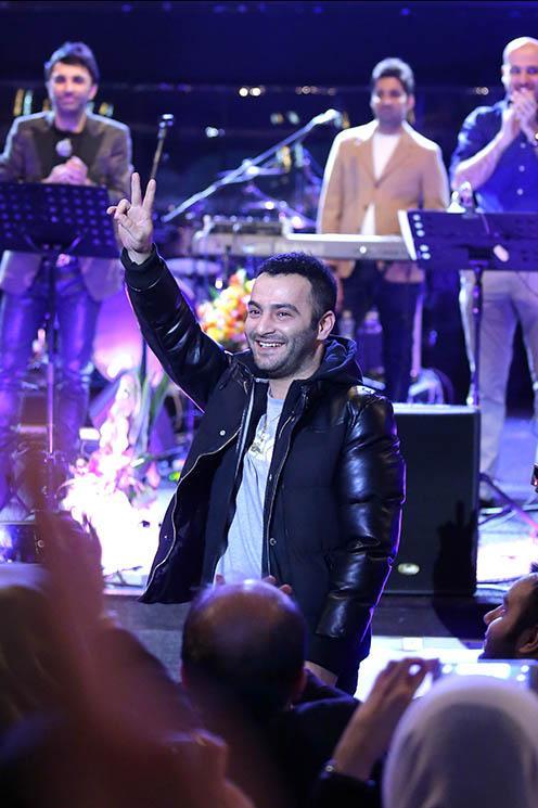 کنسرت یاس کنسرت علی لهراسبی دانلود آهنک جدید علی لهراسبی بیوگرافی علی لهراسبی