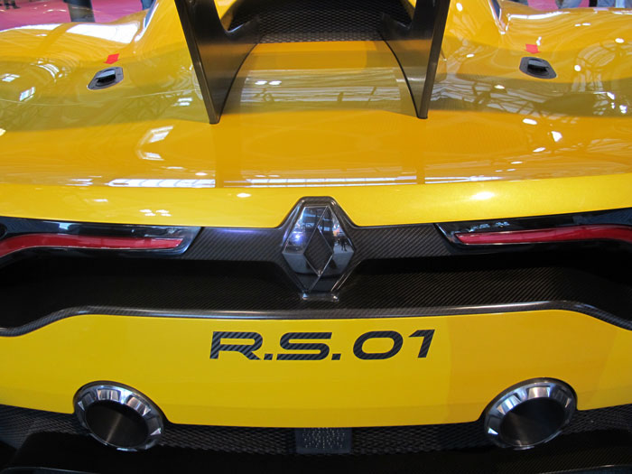 مشخصات سوپر اسپرت مشخصات رنو R.S.01 محصولات نگین خودرو قیمت محصولات رنو قیمت رنو R.S.01 قیمت خودرو سوپراسپرت اخبار نگین خودرو Renault Sport R.S. 01