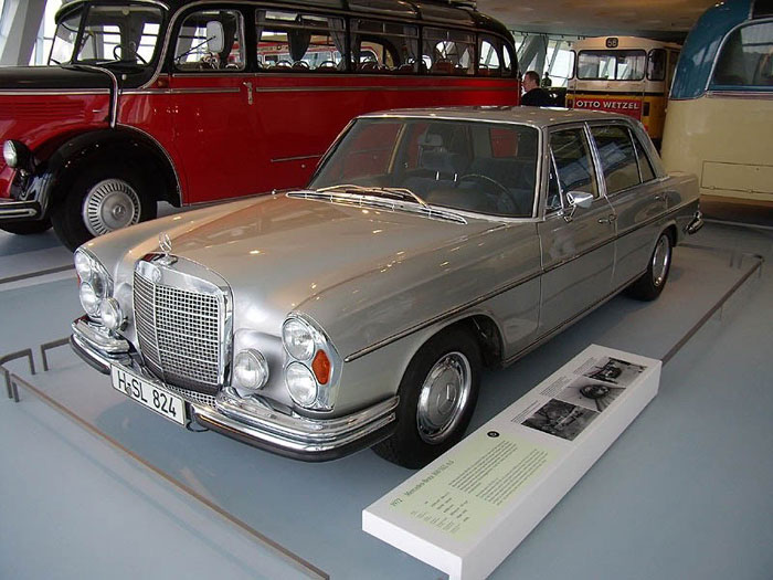 موزه خودرو مرسدس بنز اسپرت مرسدس بنز سفر به آلمان خودرو کلاسیک توریستی آلمان تاریخچه مرسدس بنز بهترین مرسدس بنز بنز کوپه قدیمی بنز قدیمی Mercedes Benz