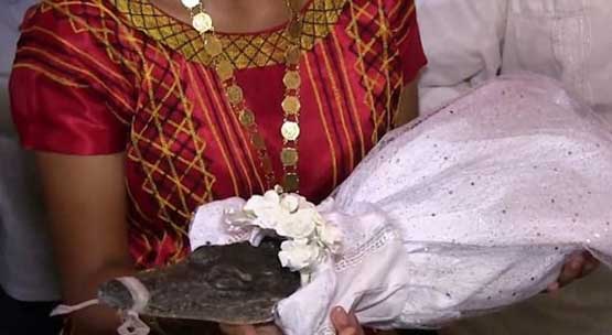 زن مکزیکی ازدواج عجیب ازدواج جالب ازدواج با حیوانات اخبار مکزیک
