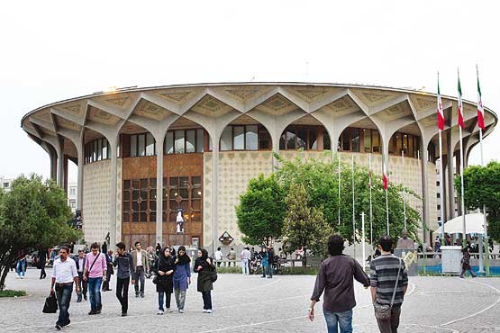 تماشاخانههای تئاتری,تانگو,هادی مرزبان,علی نصیریان,تماشاخانه ایرانشهر