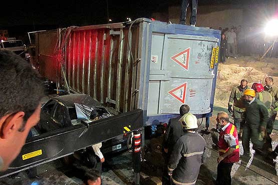 عکس کشنده های ایرانی مشخصات و اسامی جان باختگان تصادف کامیون عکس کشنده های ایرانی مشخصات و اسامی جان باختگان تصادف کامیون