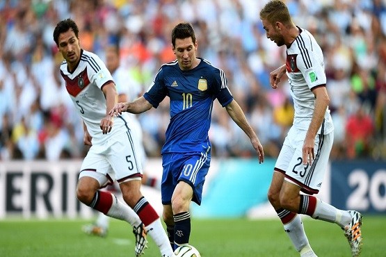 تساوی آلمان و آرژانتین در پایان نیمه اول