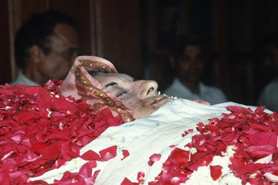 ترور ایندیرا گاندی ، نخست وزیر هند + عکس 1