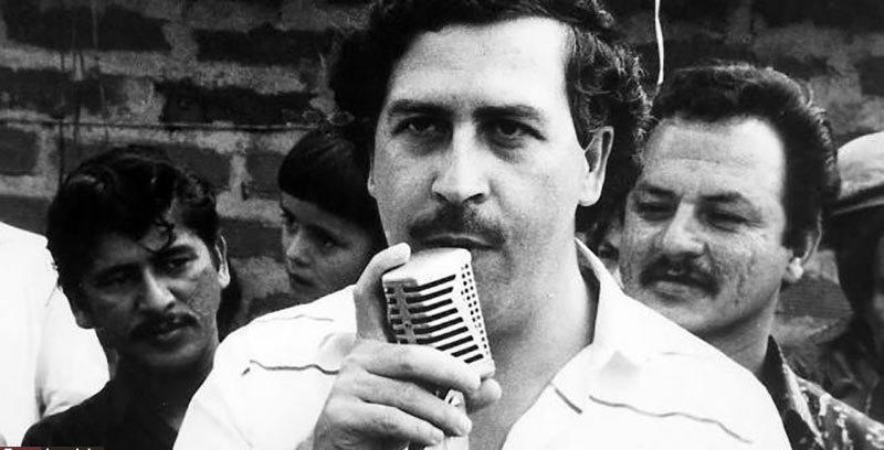 قاچاقچی مواد مخدر قاچاق کوکائین فروش مواد مخدر فروش کوکائین سلطان کوکائین جهان درآمد مواد مخدر ثروت پابلو اسکوبار بیوگرافی پابلو اسکوبار Pablo Escobar King of Cocaine Cocaine