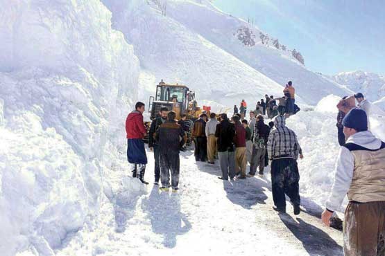 حوادث واقعی حوادث کردستان برف و بوران اخبار سروآباد