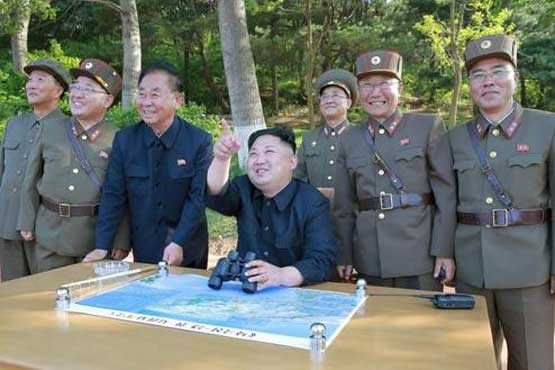 تصاویری از شادمانی‌های موشکی رهبر کره شمالی 